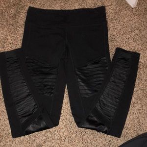 Alo- Moto legging